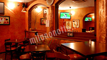 Birreria pub woodstock Milano